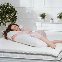 Lade das Bild in den Galerie-Viewer, Seitenschläferkissen 145 cm – ergonomisch, allergikergeeignet & Made in Germany
