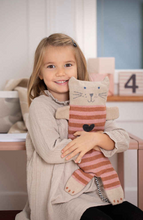 Lade das Bild in den Galerie-Viewer, Kinder Kuscheldecke Katze Decke in Puppe Geschenkidee
